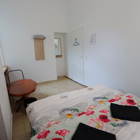 Fantastic Waw - C19 Room F Warsaw Exterior photo